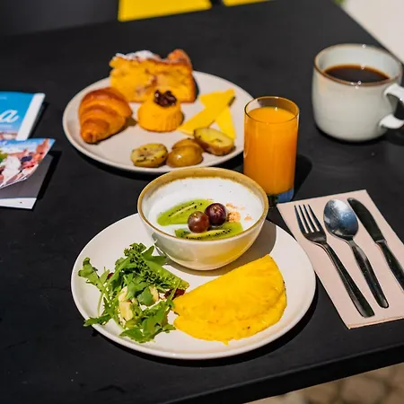 كاسا دو باتيو باي شادو 4*