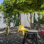 Casa Do Patio By Shiadu Πανσιόν Lisboa