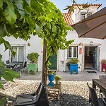 Casa Do Patio By Shiadu Πανσιόν Lisboa