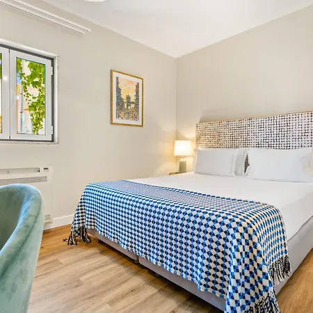 Konukevi Casa Do Patio By Shiadu Lisboa